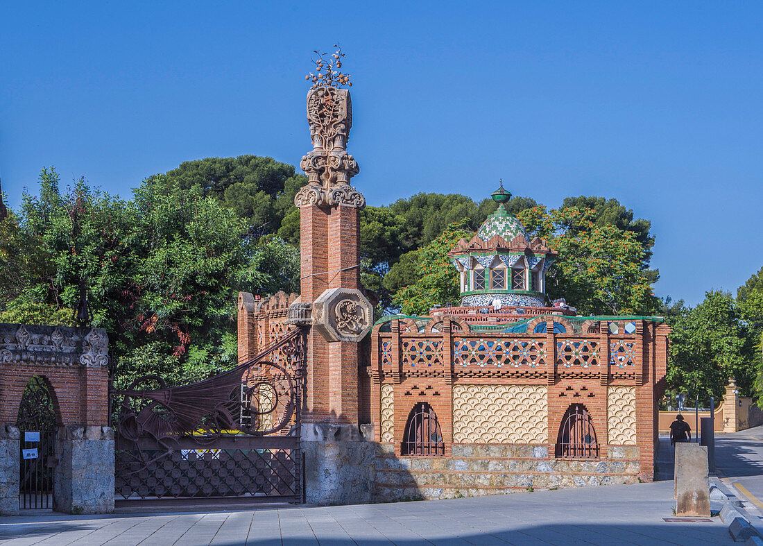 Spain, Catalunya, Barcelona, Pedralbes District, Finca Guell built by Gaudi, detail