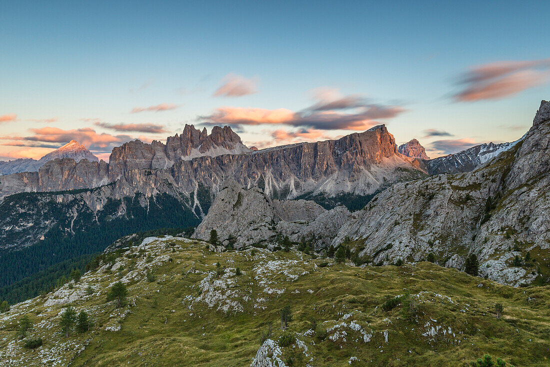 Croda da Lago group at sunset, Cortina d'Ampezzo, Belluno district, Veneto, Italy, Europe