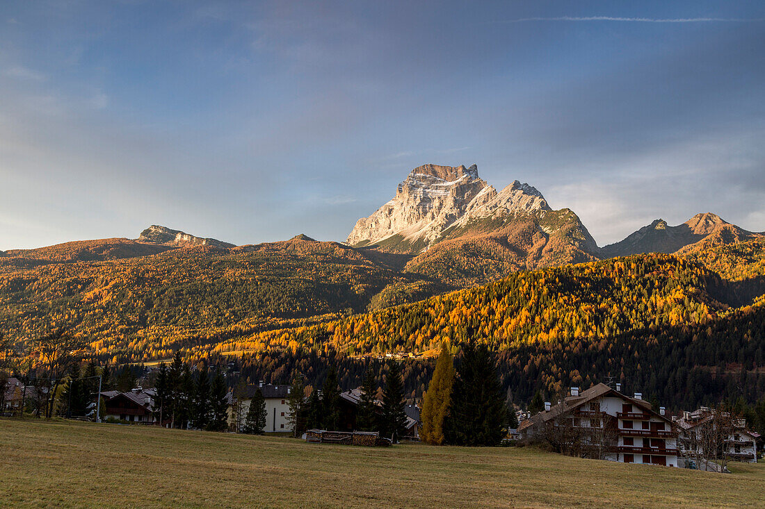 Grazing light on mount Pelmo, S, Vito di Cadore, Belluno district, Veneto, Italy, Europe