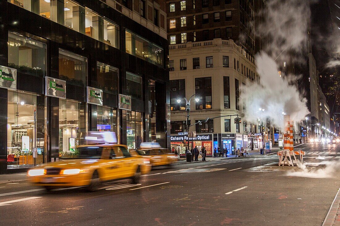 USA, New York, New York City, yellow city cab