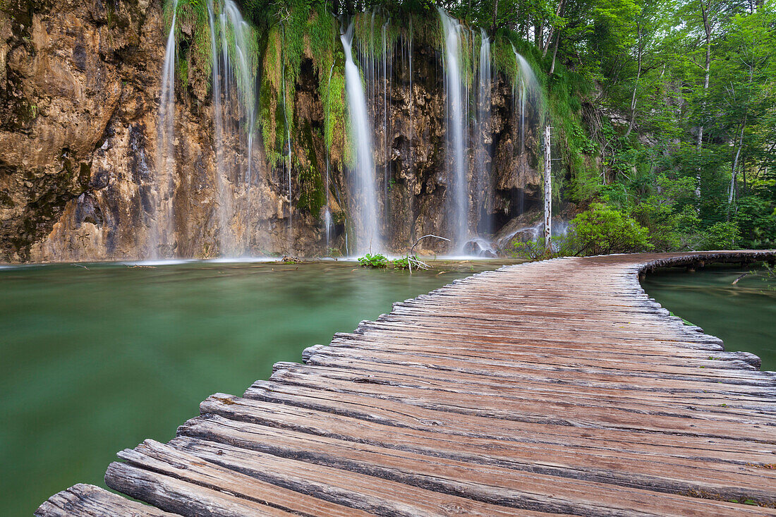 Plitvice National park, Croatia, A catwalk and waterfalls into the park