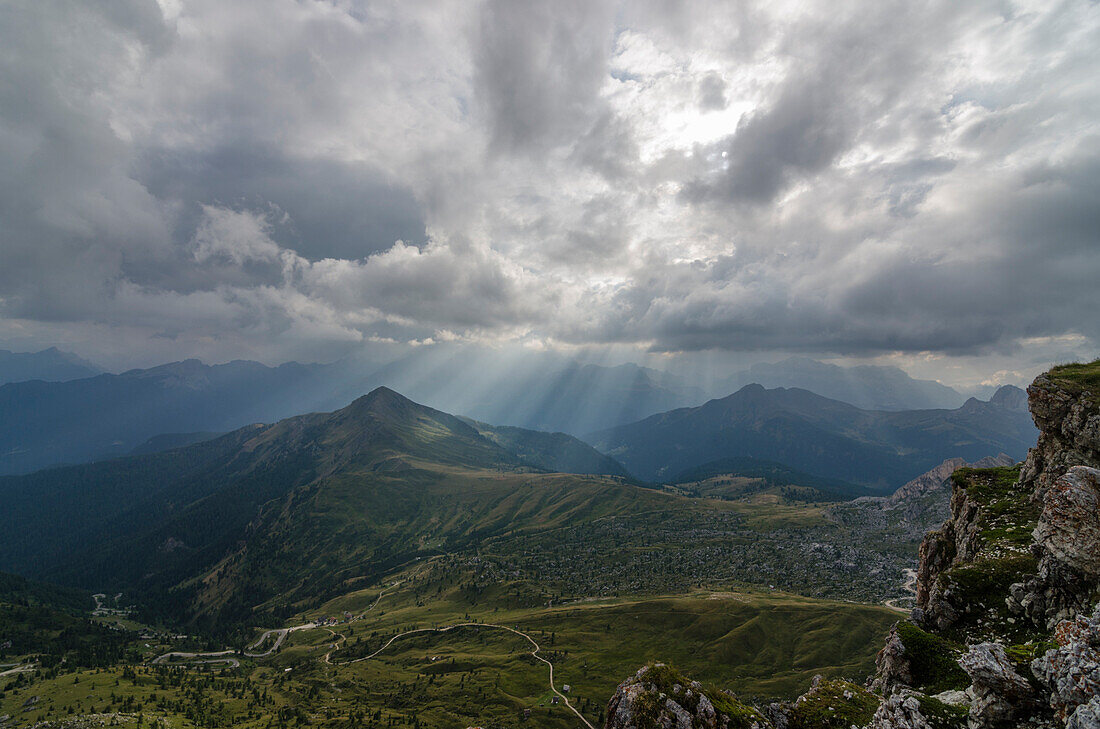 Nuvolau, Veneto, Cadore, Belluno, Dolomites, Italy, Solar rays filtred from clouds on Nuvolau
