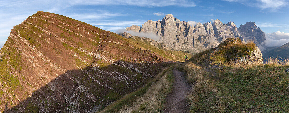 Europe, Italy, Trentino, Dolomites, On the left Cima Caladora, on the right Pale di San Martino, along the path CAI 751, Dolomites, Valles pass, Trentino