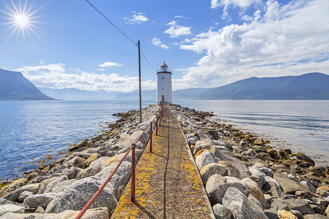 Lighthouse on the Isle Godoy near Alesund, More og Romsdal, Western Norway, Norway, Scandinavia, Northern Europe, Europe