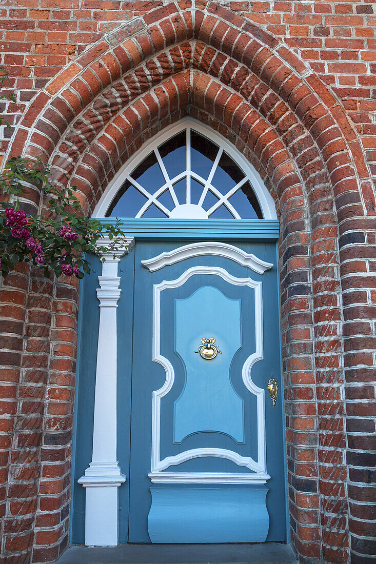 Tür in der Hansestadt Lüneburg, Niedersachsen, Norddeutschland, Deutschland, Europa