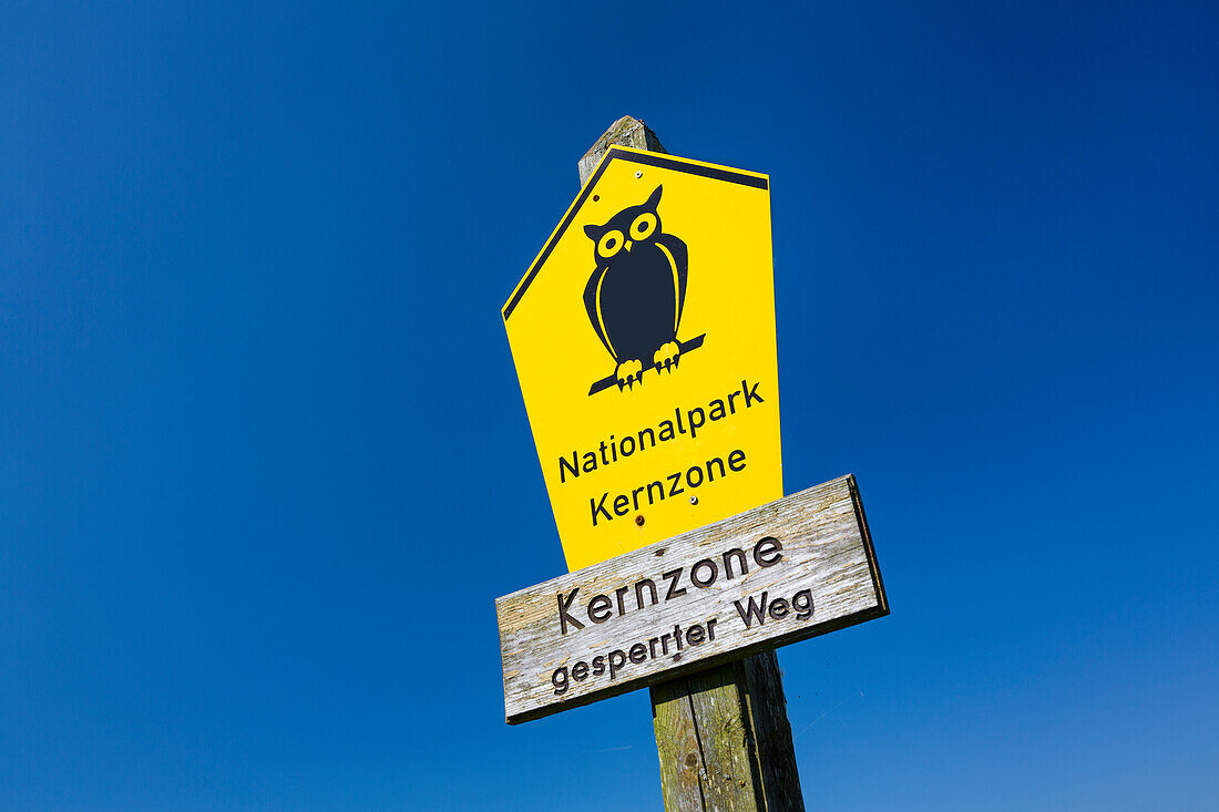 National Park sign, Vorpommersche Boddenlandschaft National Park, Mecklenburg-West Pomerania, Baltic Sea, Germany, Europe