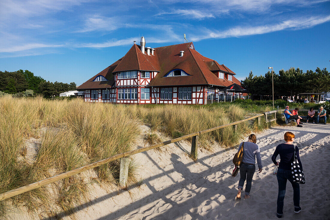 Kurhaus, Ostseeheilbad Zingst, Ostsee, Mecklenburg-Vorpommern, Deutschland