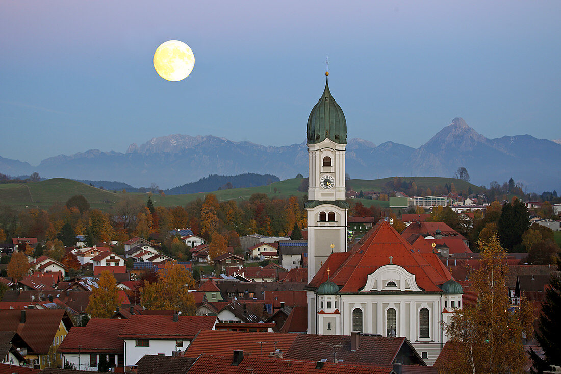 Full moon over Nesselwang, Eastern Allgaeu, Allgaeu, Swabia, Bavaria, Germany