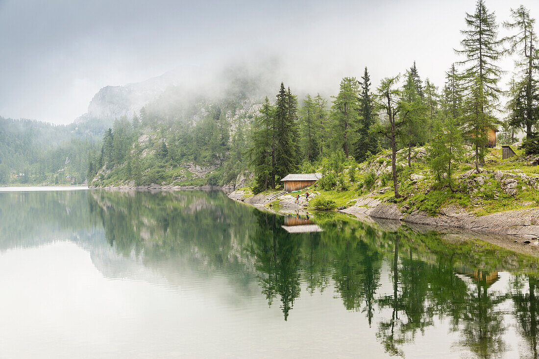 Lower Lake Lahngangsee, Totes Gebirge, Bad Aussee, Styria, Austria, Europe