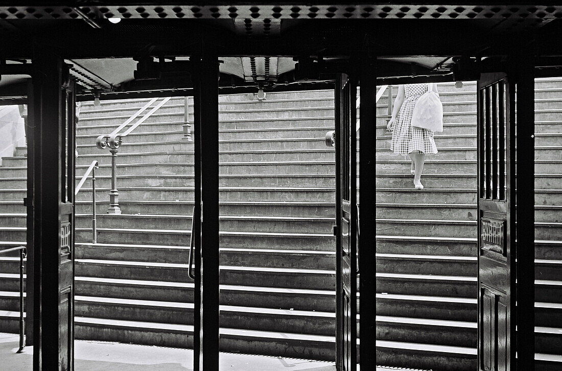 1955, Metrostation, Paris, Frankreich