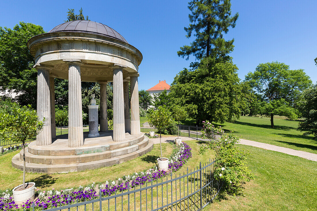 castle park with monument of queen Luise, Hohenzieritz, Mecklenburg lakes, Mecklenburg lake district, Mecklenburg-West Pomerania, Germany, Europe