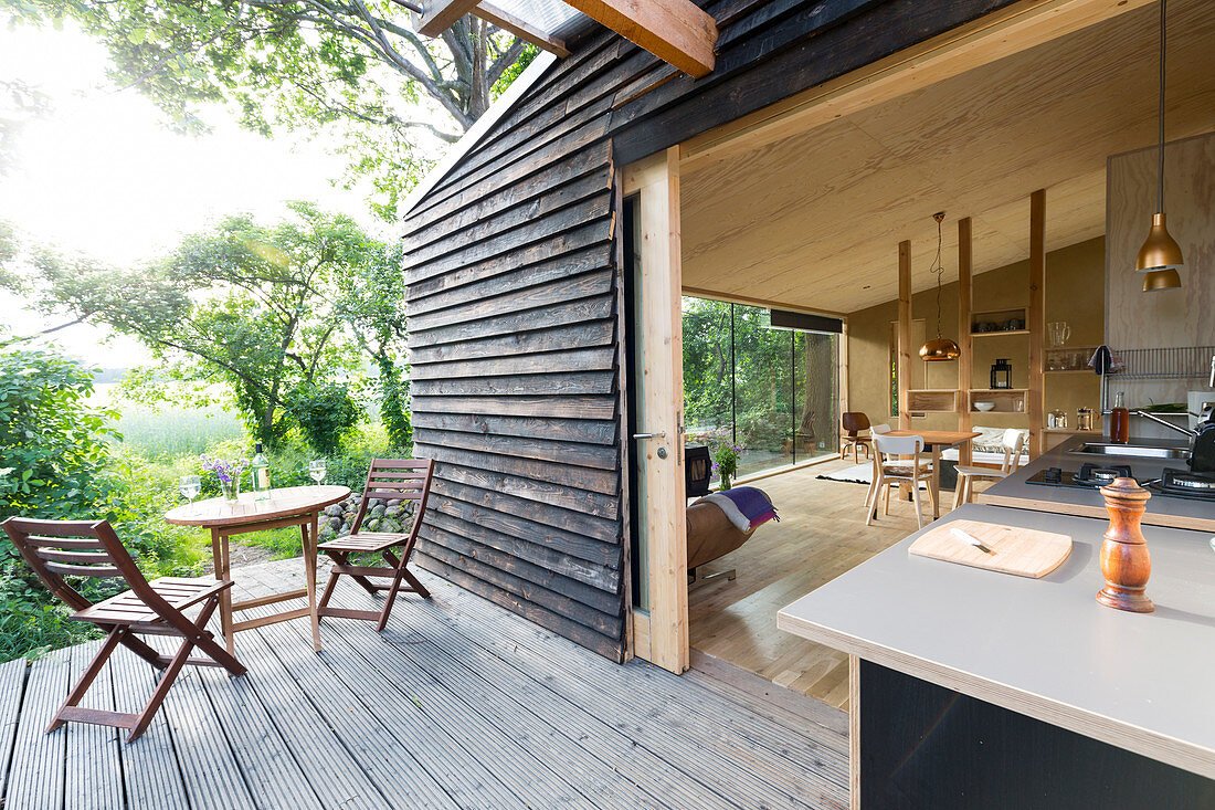 Schicke Ferienwohnung, Rehof Rutenberg, von holländischen Künstlern liebevoll sanierter alter Pfarrhof, Ferienwohnungen und Gartenhäuser, Sauna, Design, Architektur, gelegen an der Grenze von Mecklenburg-Vorpommern und Brandenburg, Mecklenburgische Seen, 