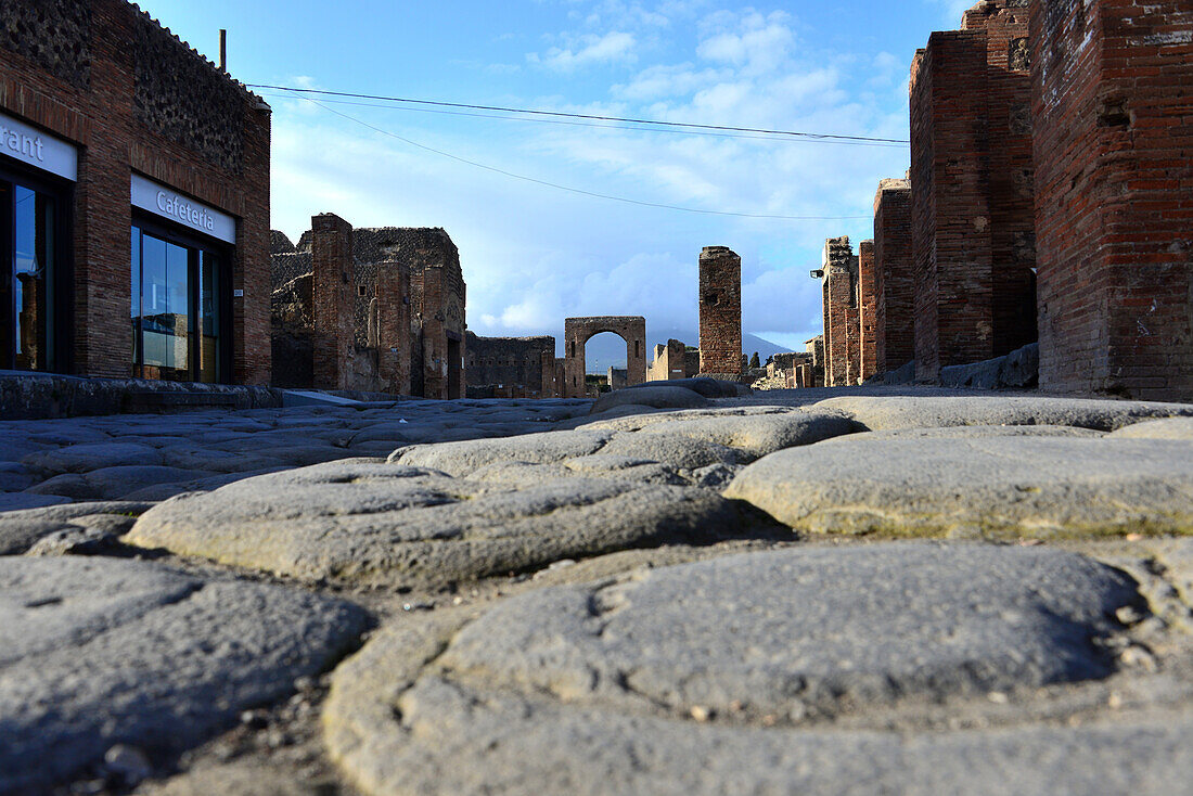 am Forum, Ausgrabungen von Pompei, Golf von Neapel, Kampanien, Italien