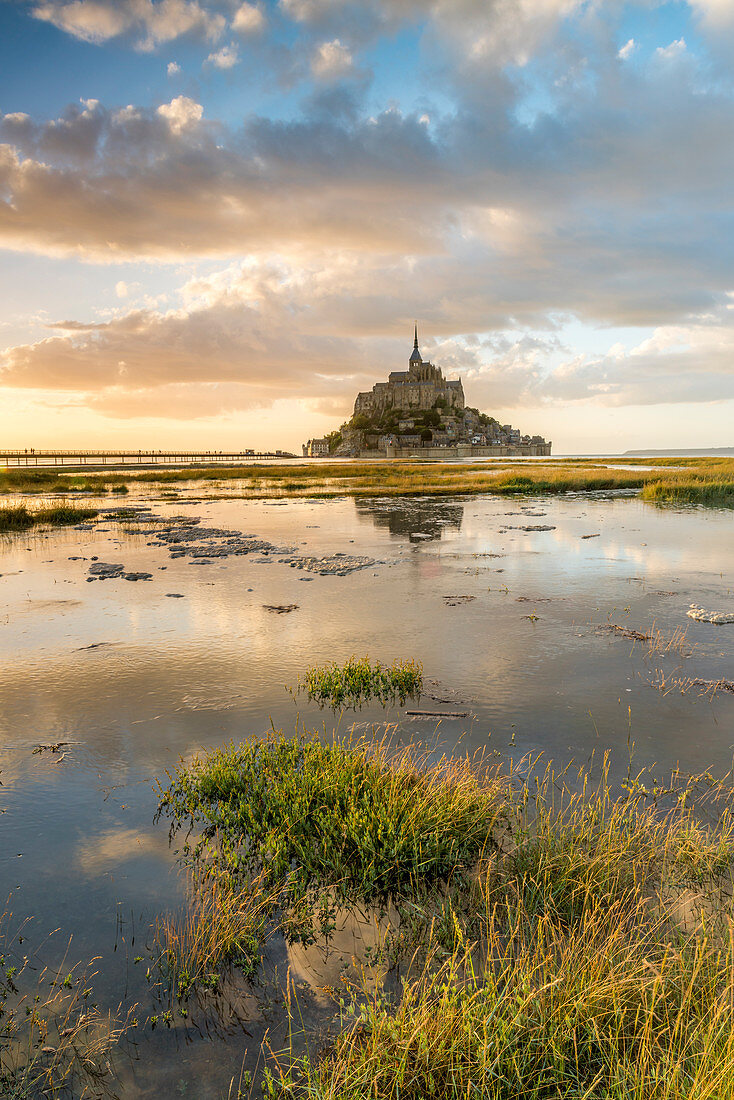 Sonnenunterganglicht, Mont-Saint-Michel, Normandie, Frankreich