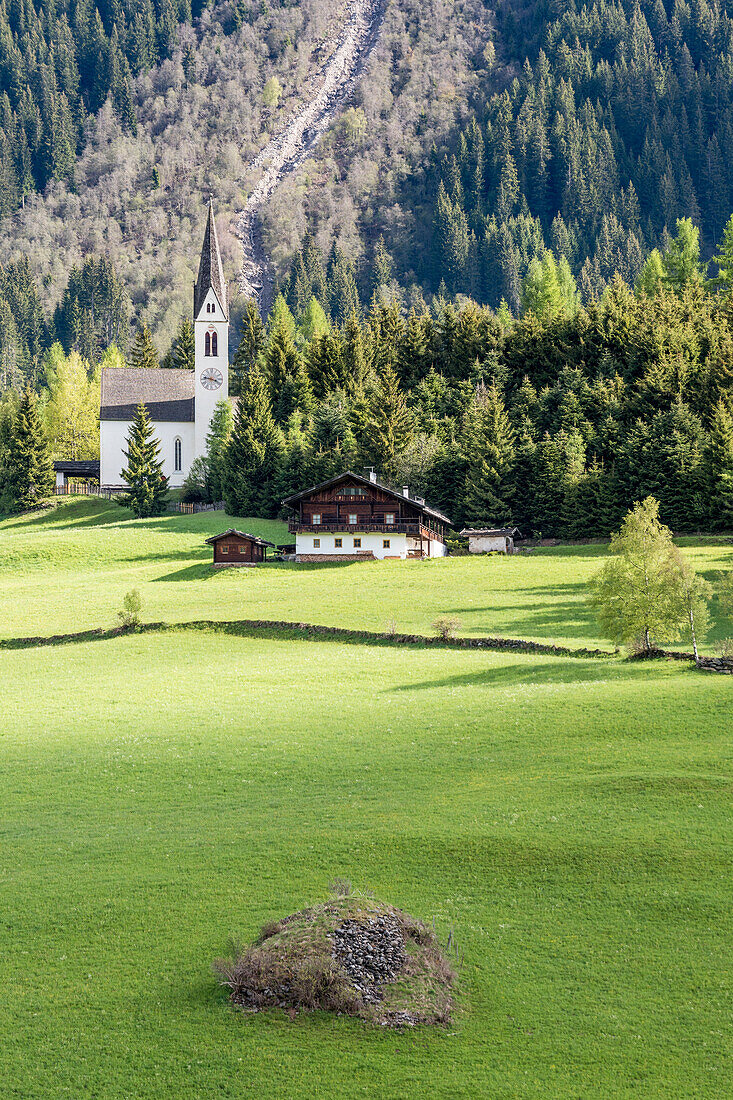 Mareta , Mareit, Racines , Ratschings, Bolzano province, South Tyrol, Italy,  The church Sankt Magdalena