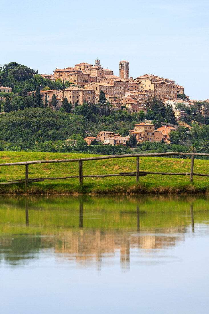 Italien, Toskana, das Dorf Montepulciano auf den Hügeln Toskana, Provence von Siena