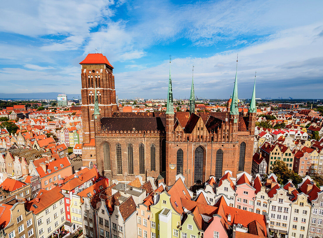 Elevated view of the Old Town, St. Mary's Basilica, Gdansk, Pomeranian Voivodeship, Poland, Europe