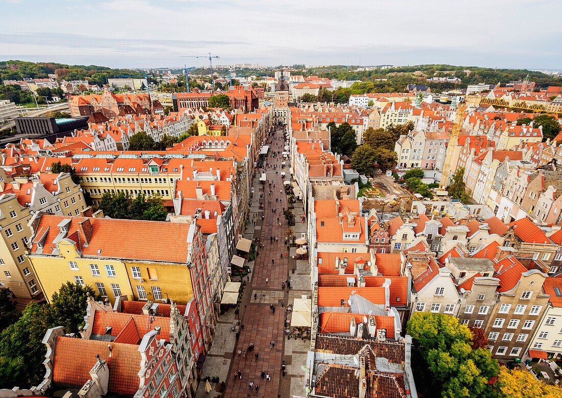 Elevated view of the Long Street, Old Town, Gdansk, Pomeranian Voivodeship, Poland, Europe