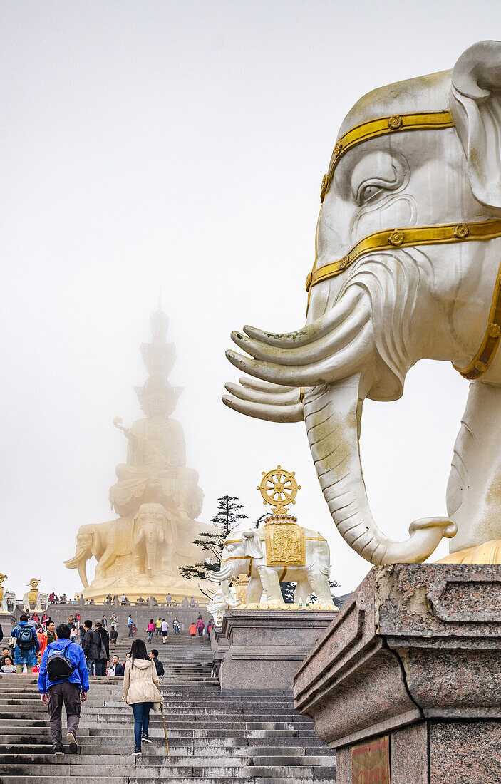 Massive statue of Samantabhadra at the summit of Mount Emei (Emei Shan), UNESCO World Heritage Site, Sichuan Province, China, Asia