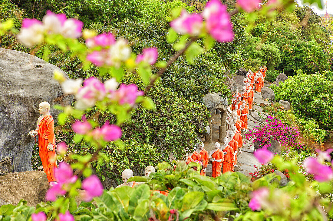 Dambulla Cave Temple, Buddhist Monk statues, Dambulla, Sri Lanka, Buddhist monks at Dambulla, Sri Lanka