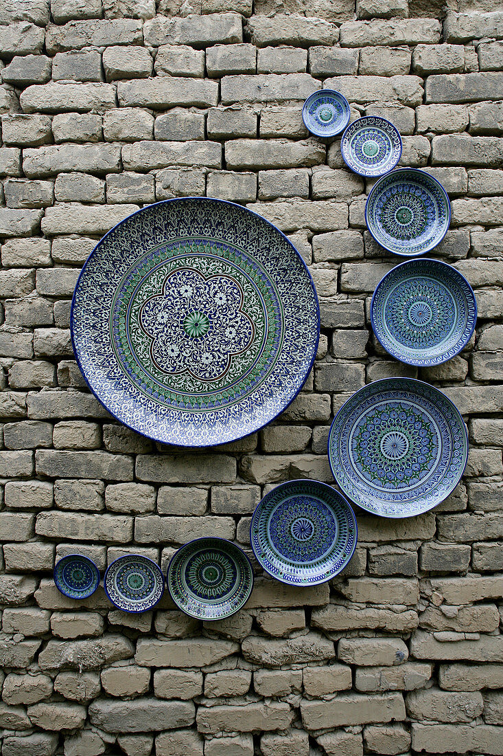 Ceramic plates for sale, Ichan Kala, Khiva, Uzbekistan
