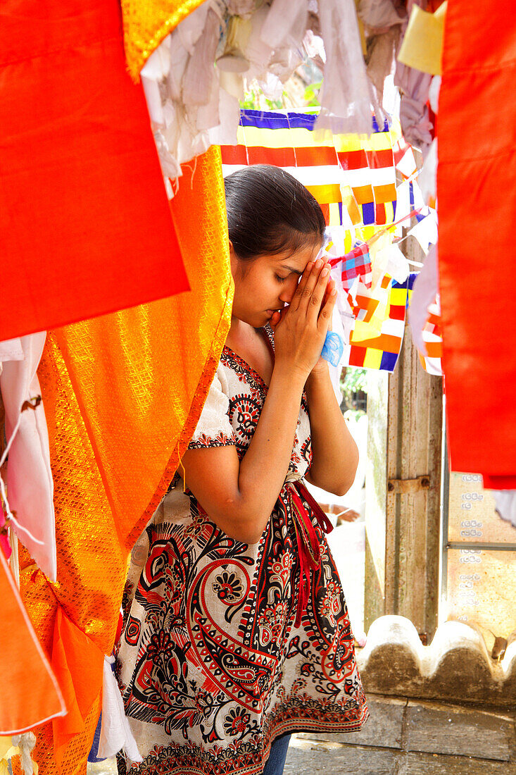 Sri Lanka - Temple of the Tooth, Kandy, Sri Dalada Maligawa, Buddhist shrine, Sri Lanka, UNESCO World Heritage Site