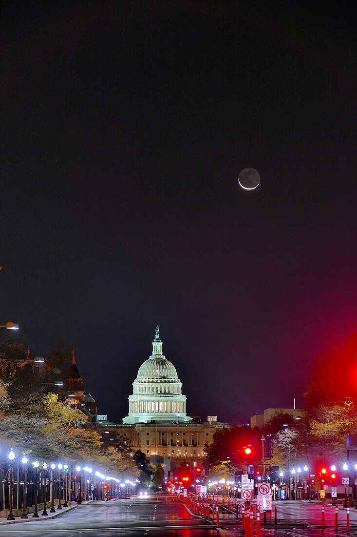 WASHINGTON DC Constitution Avenue and Pensylvannia Avenue US Capitol