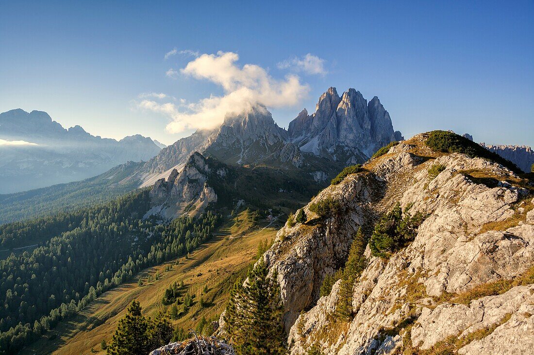 Europe, Italy, Veneto, Auronzo di Cadore, Dolomites A view towards Cadini di Misurina as seen from the Croda di Ciampoduro, near CittÃ  di Carpi alpine hut