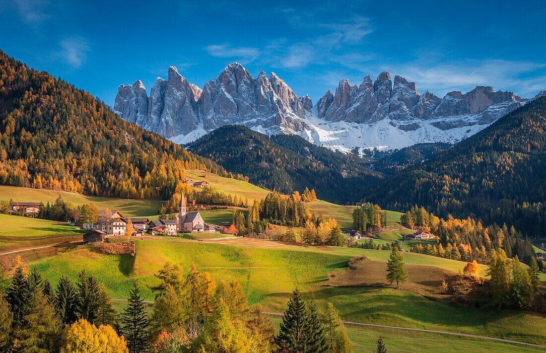 Val di Funes, Trentino Alto Adige, Italy – License image – 71165996 ...