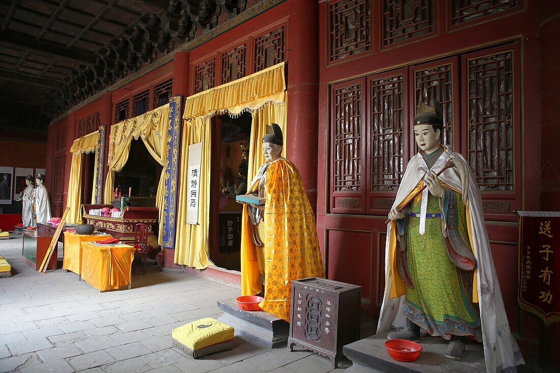 Daoist Zhongyue temple near Dengfeng, Songshan, China