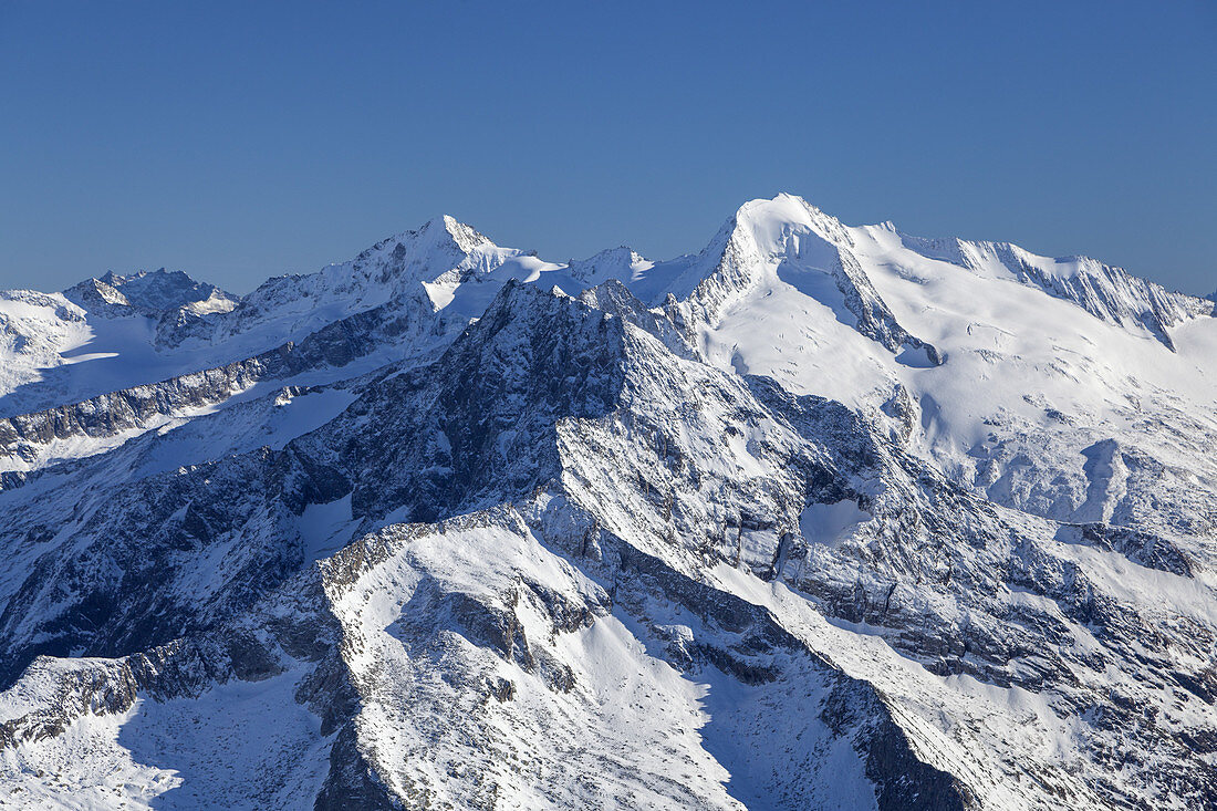 Blick von Gefrorene-Wand-Spitzen auf Schönbichlerhorn und Großer Möseler, Zillertaler Alpen, Hintertux, Tirol, Österreich, Europa
