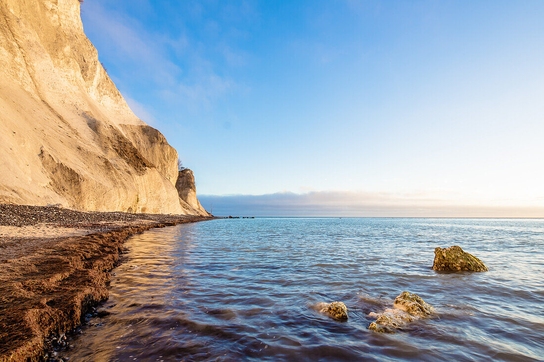 Felsen am Strand, Kalksfelsen, Kreidefelsen, Møns Klint, Møn, Moen, Ostsee, Dänemark