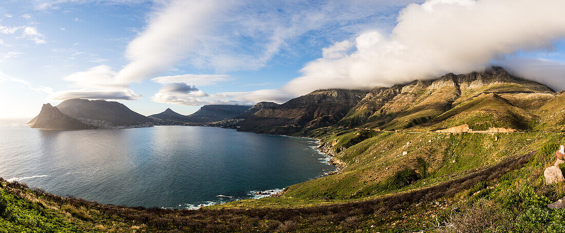 Chapman's Peak Drive und Hout Bay, Kap-Halbinsel, Westkap, Südafrika, Afrika