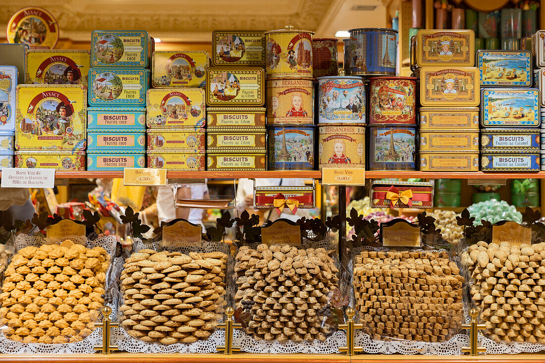 Strasbourg, Alsace, France, Typical shop biscuits