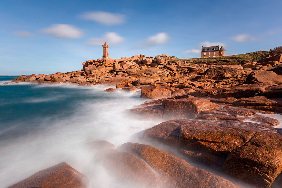 Phare de Men Ruz, Ploumanac'h, Lannion arrondissement, Côtes-d'Armor Departement, Bretagne - Bretagne, Frankreich, Europa