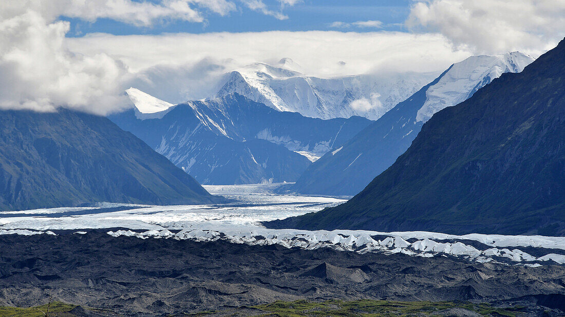 Riesiger Matanusca-Gletscher, Alaska, USA