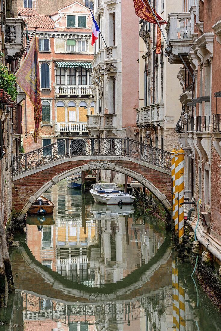 Pedestrian bridge over canal, Venice, UNESCO World Heritage Site Venice, Venezia, Italy