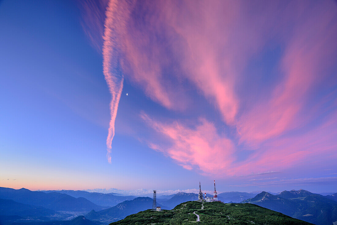 Morgenrot über Gipfel der Paganella, Paganella, Brentagruppe, UNESCO Welterbe Dolomiten, Trentino, Italien