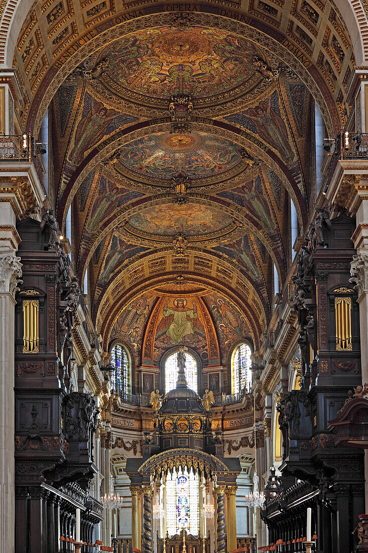 Main aisle, St. Paul's Cathedral, London, England