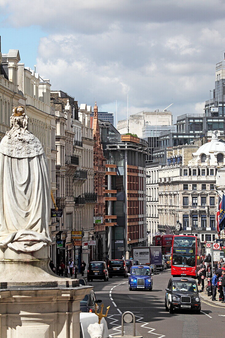 Blick in die Ludgate Hill, City of London, London, England