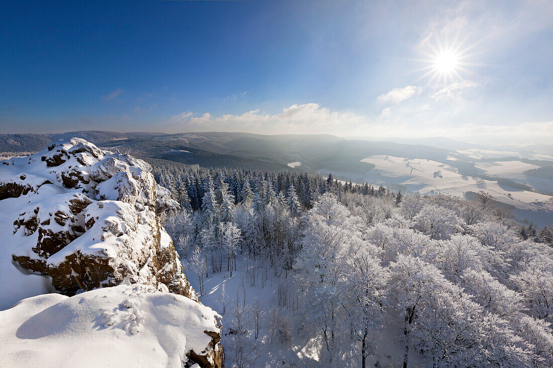 Blick vom Feldstein, Bruchhauser Steine, bei Olsberg, Rothaarsteig, Rothaargebirge, Sauerland, Nordrhein-Westfalen, Deutschland