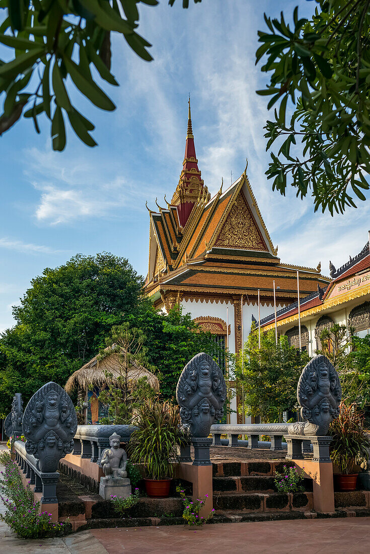 'Buddhistischer Tempel; Krong Siem Reap, Siem Reap Provinz, Kambodscha'