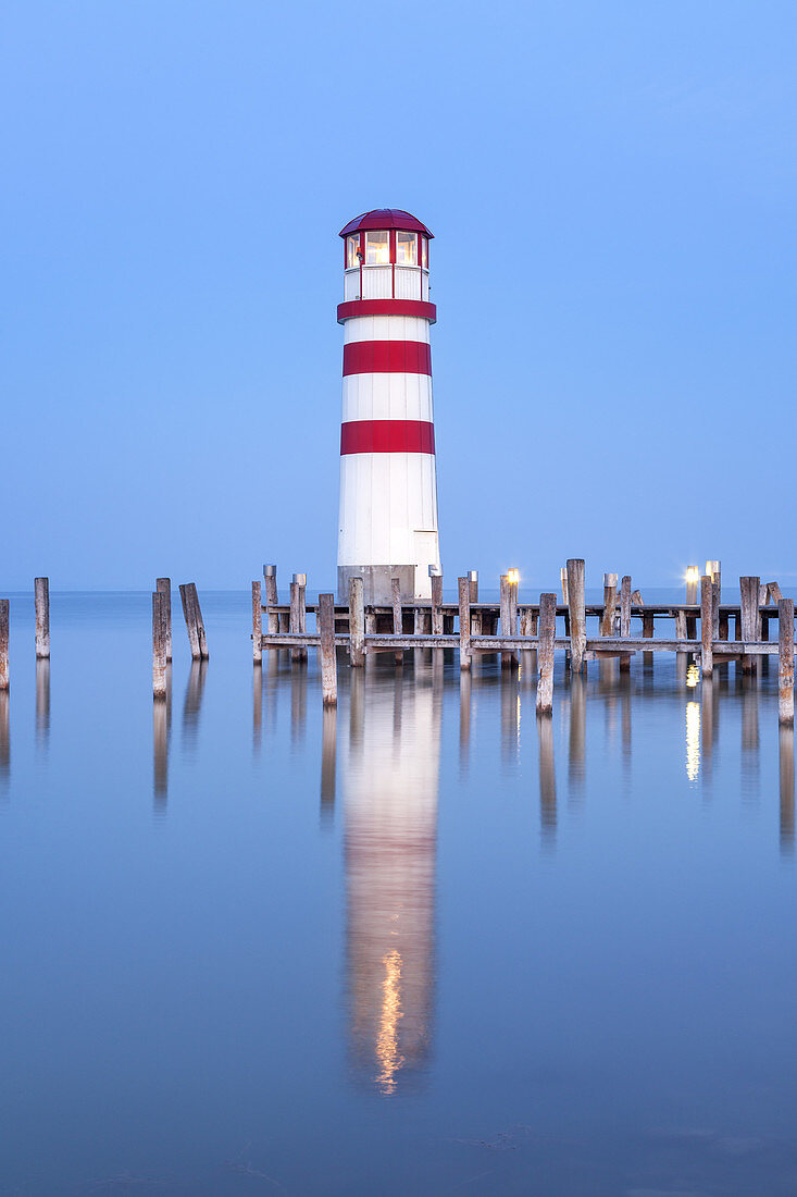 Leuchtturm Podersdorf am Neusiedler See, Burgenland, Ostösterreich, Österreich, Europa