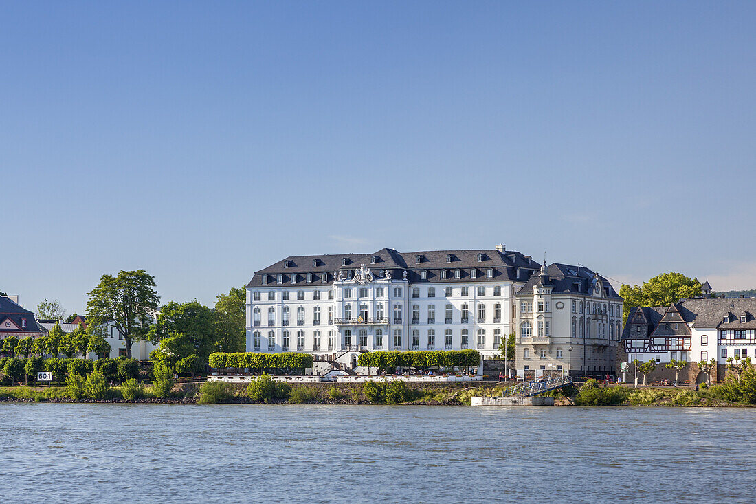 Castle Engers by the Rhine in Neuwied, Lower Central Rhine Valley, Rhineland-Palatinate, Germany, Europe