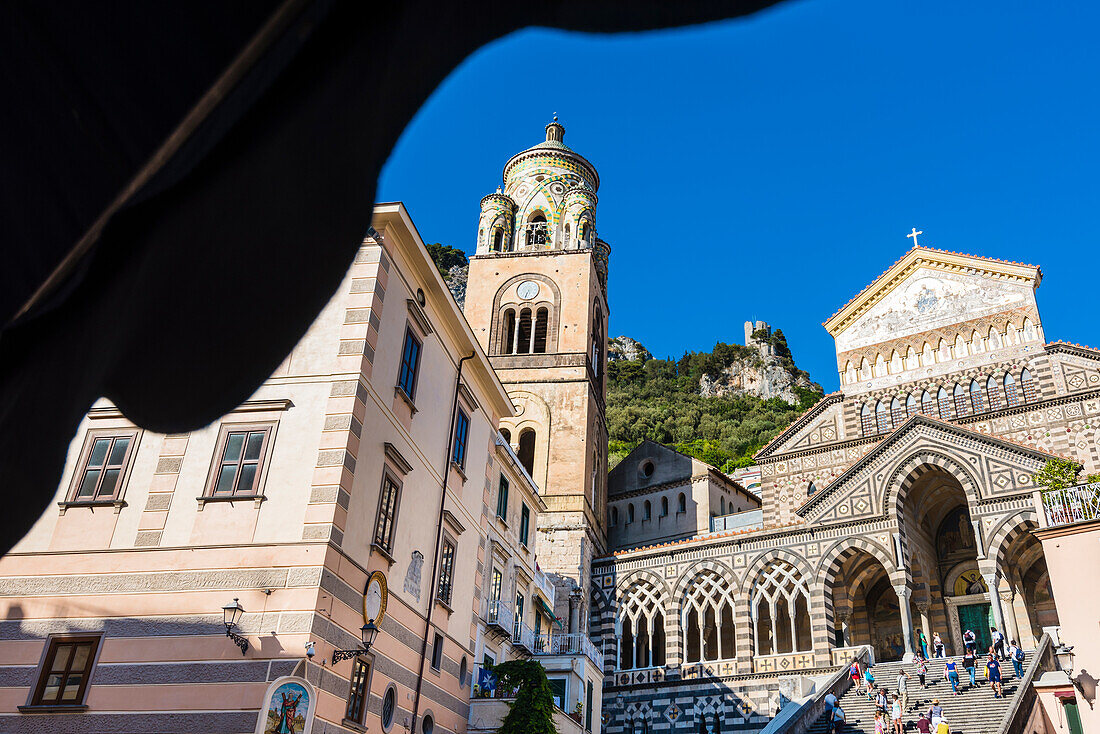 Der Dom von der Piazza Duomo aus gesehen, Amalfi, Amalfiküste, Kampanien, Italien