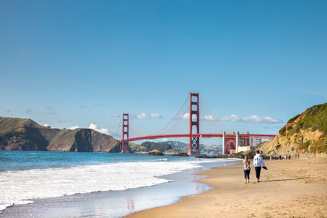 Baker beach mit Blick auf Golden Gate Bridge, San Francisco, Kalifornien, USA