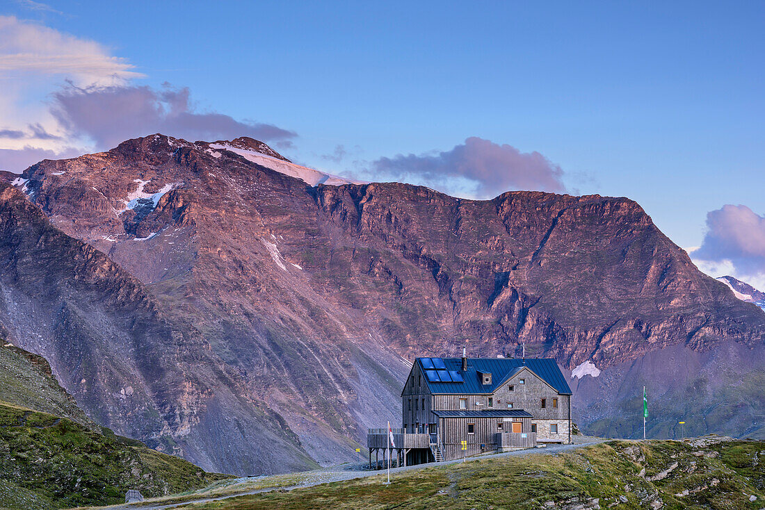 Hut Hagener Huette with Schareck, hut Hagener Huette, Tauern ridgeway, High Tauern range, Salzburg, Austria