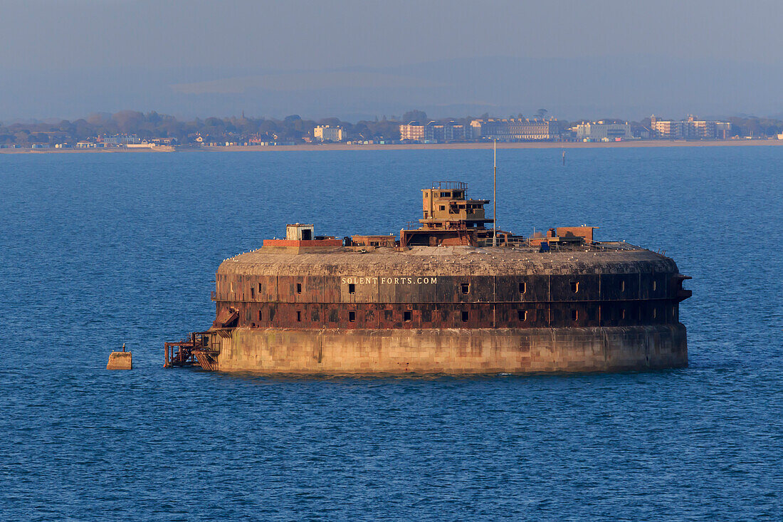 Horse Sand Fort on the Solent, Portsmouth, Hampshire, England, United Kingdom, Europe