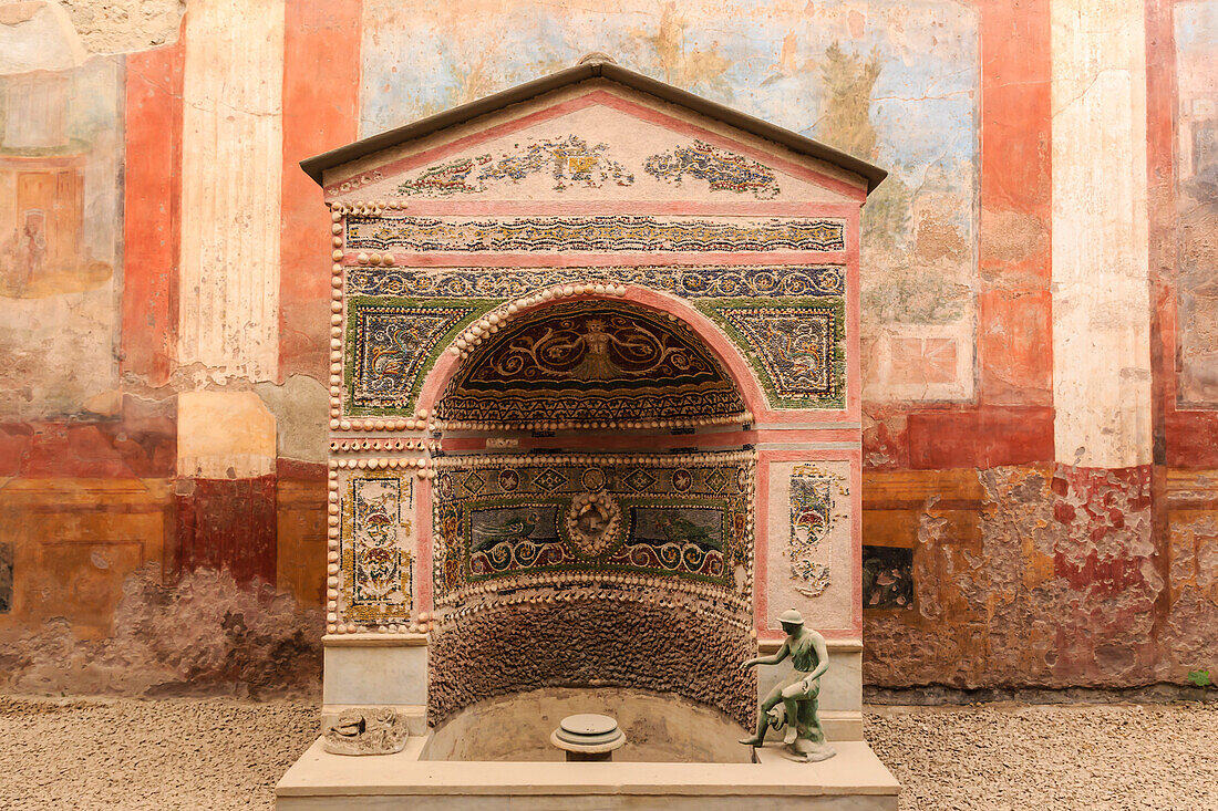 Mosaic and shell fountain, House of the Small Fountain, Roman Pompeii, UNESCO World Heritage Site, near Naples, Campania, Italy, Europe