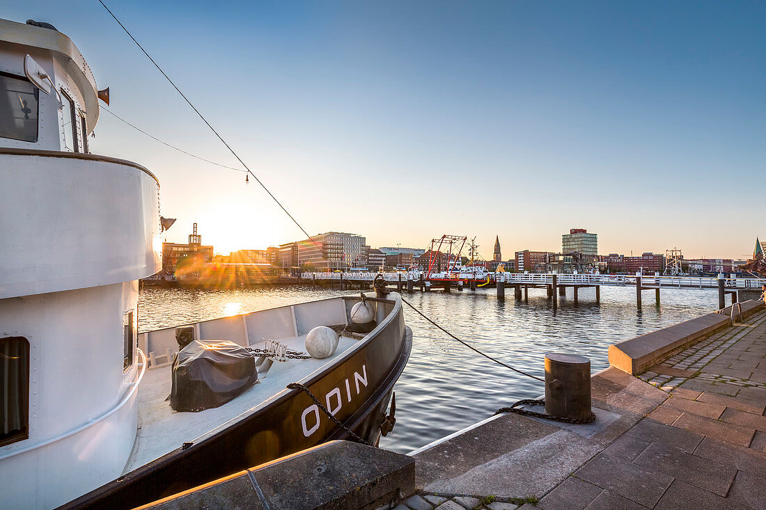 Abendstimmung, Hörnbrücke und Innenstadt, Kiel, Kieler Förde, Ostsee, Schleswig-Holstein, Deutschland